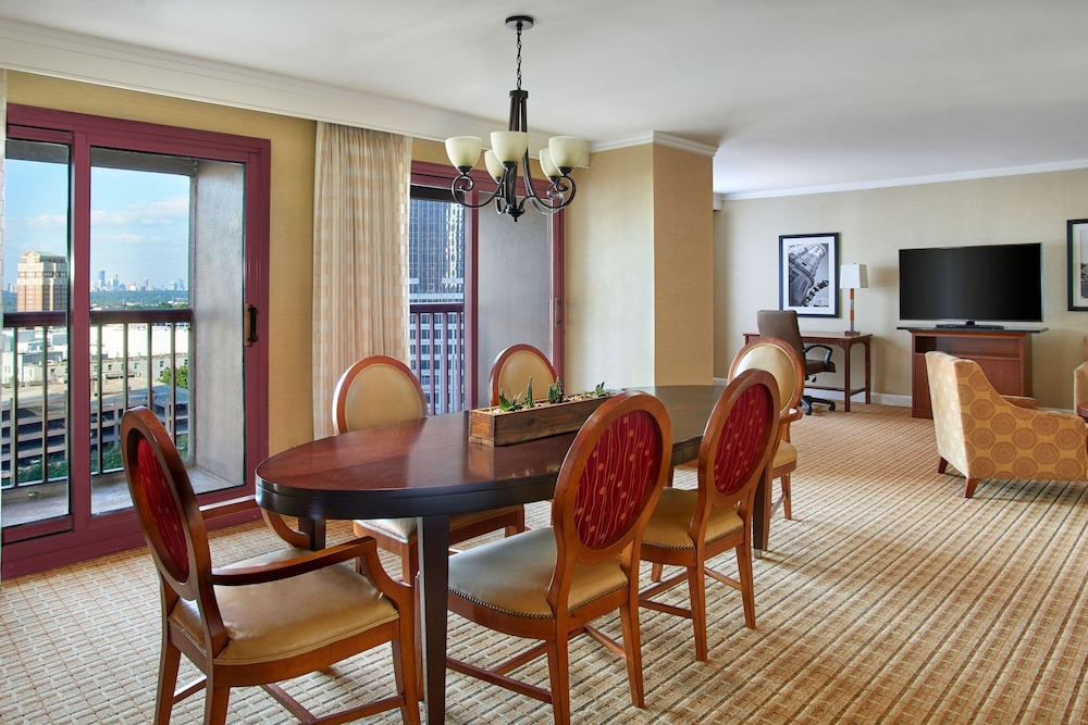 Atlanta Marriott Suites Midtown - photo 12