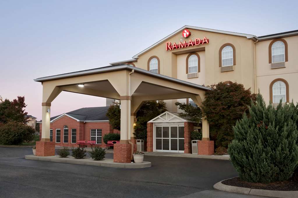 Ramada by Wyndham Elizabethtown in Elizabethtown, United States