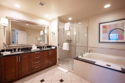 No Resort Fee Strip View Suite Free Valet Pool