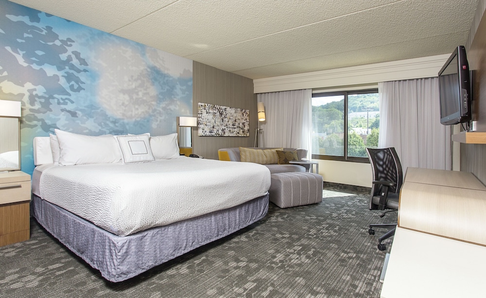 Courtyard Marriott Binghamton - photo 6