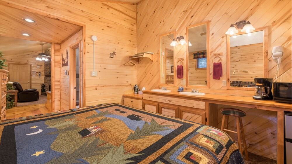 Upper Canyon Inn & Cabins - photo 64