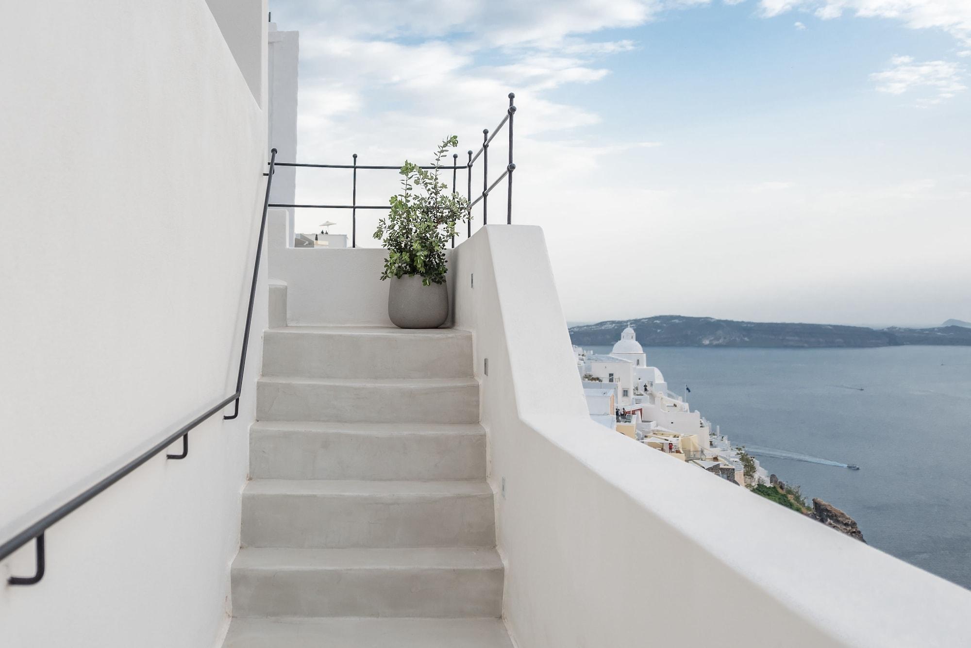 Enigma Suites in Fira, Greece