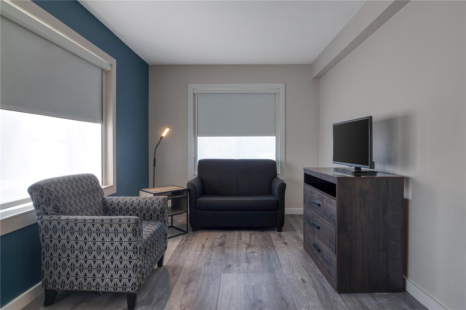 hom hotel suites Trademark Collection by Wyndham - photo 16