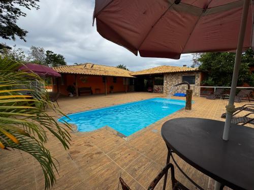 Sítio com lazer completo e piscina aquecida - last minute hotel in Unknown City