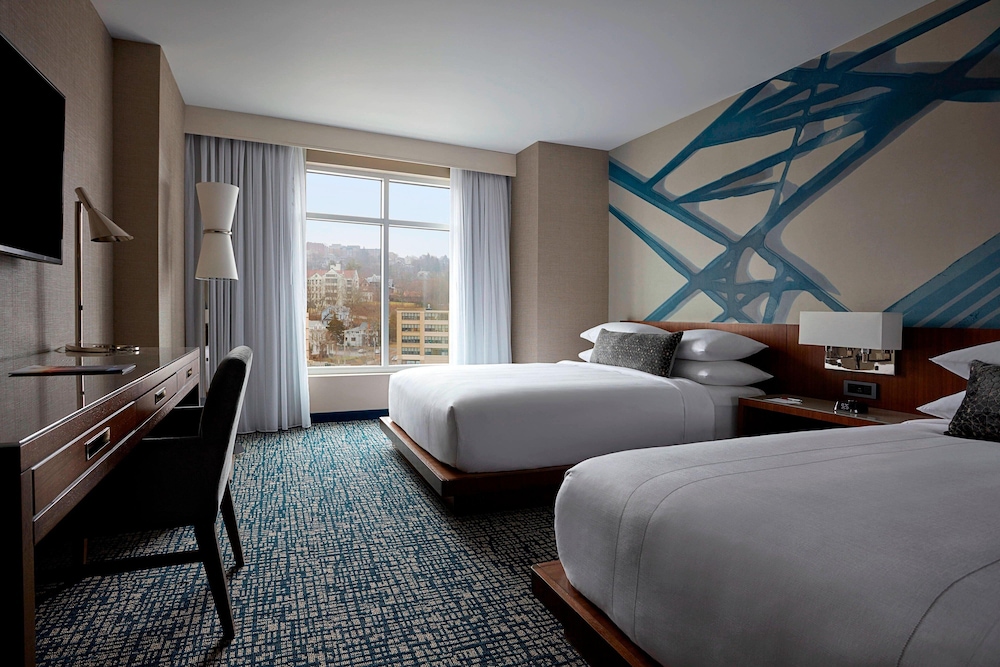 Ithaca Marriott Downtown on the Commons - photo 5