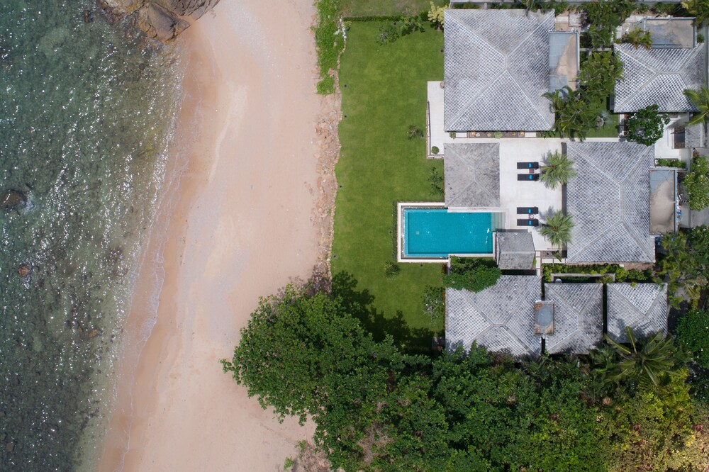 The Beach House — 4-Star Luxury Hotel in Koh Samui, Thailand