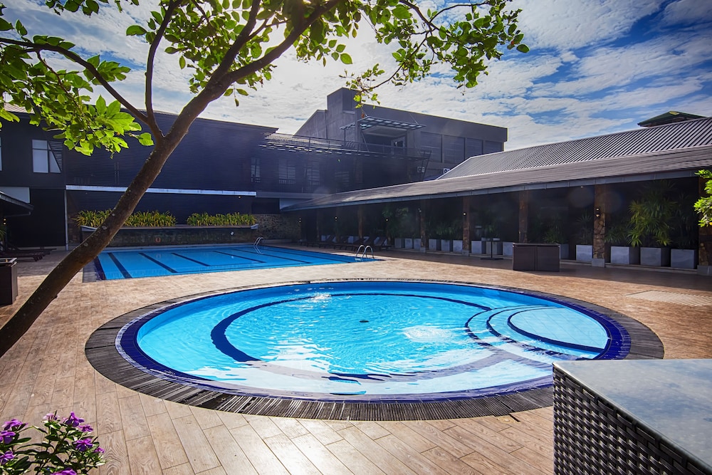 Full Moon Garden in Katunayaka, Sri Lanka