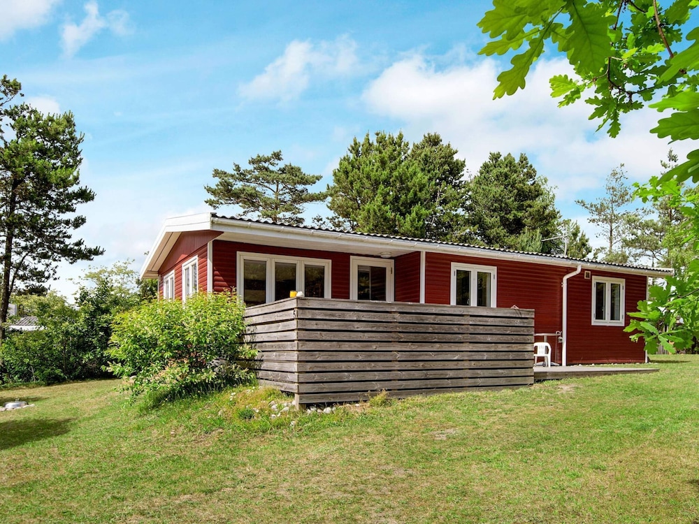 4 Person Holiday Home in Ebeltoft by Traum — 4-Star Luxury Hotel in Ebeltoft, Denmark