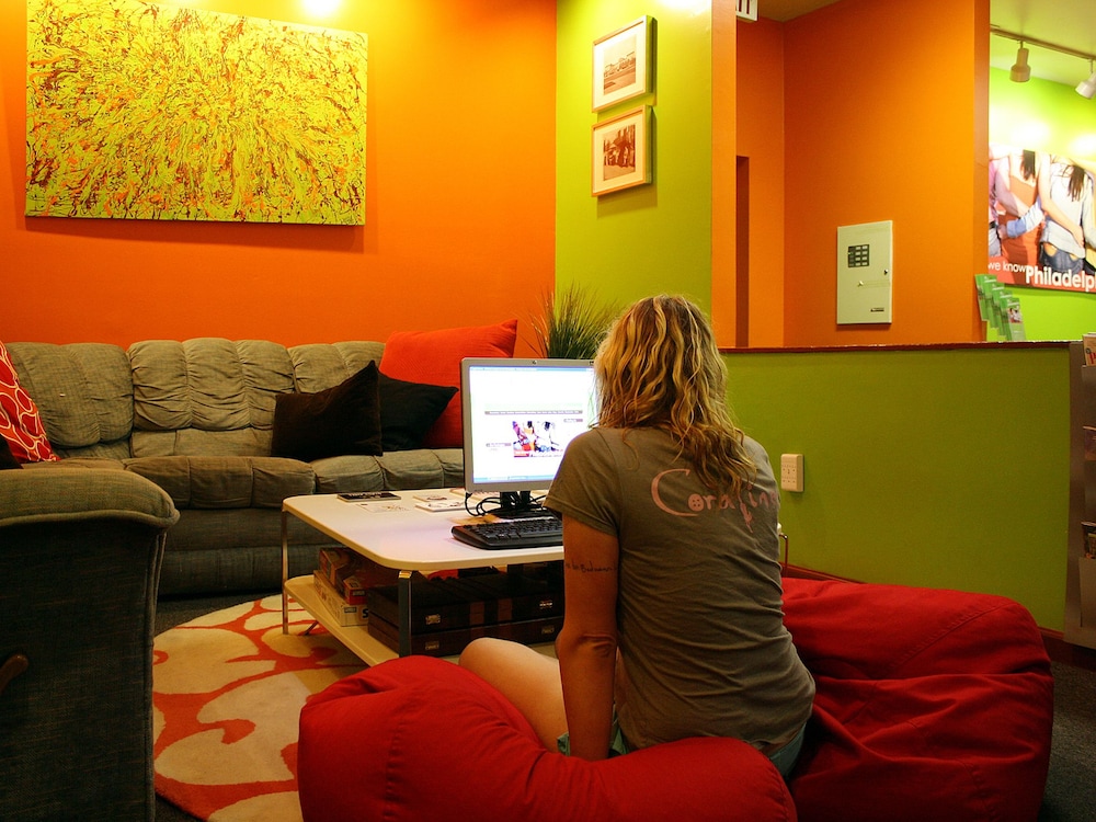 Apple Hostels - photo 3
