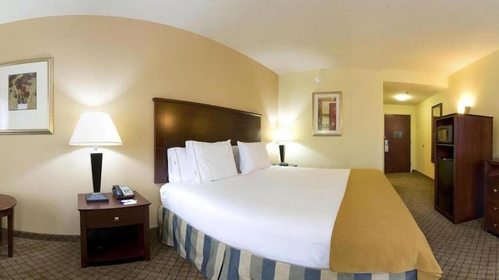 Holiday Inn Express & Suites Millington by IHG - photo 12
