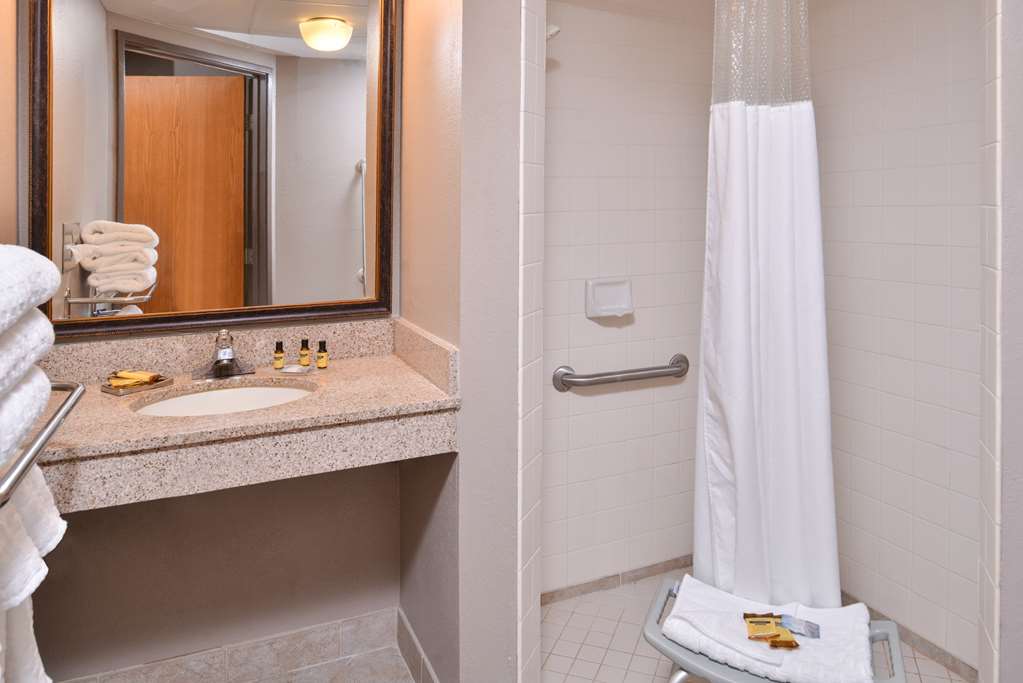 Best Western Plus Kelly Inn - photo 59