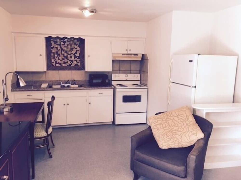 Ranch House Inn and Suites - photo 16