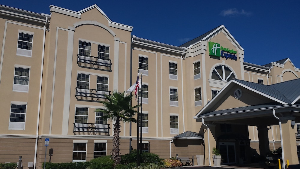 Holiday Inn Express and Suites Jacksonville East by IHG in Jacksonville, United States