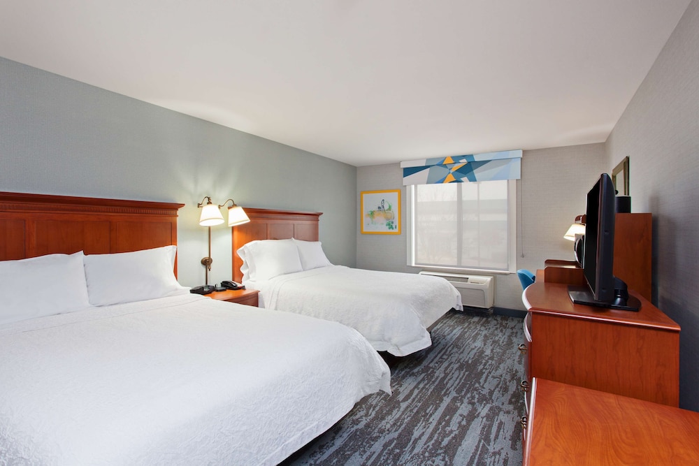 Hampton Inn & Suites Clovis Airport North - photo 7