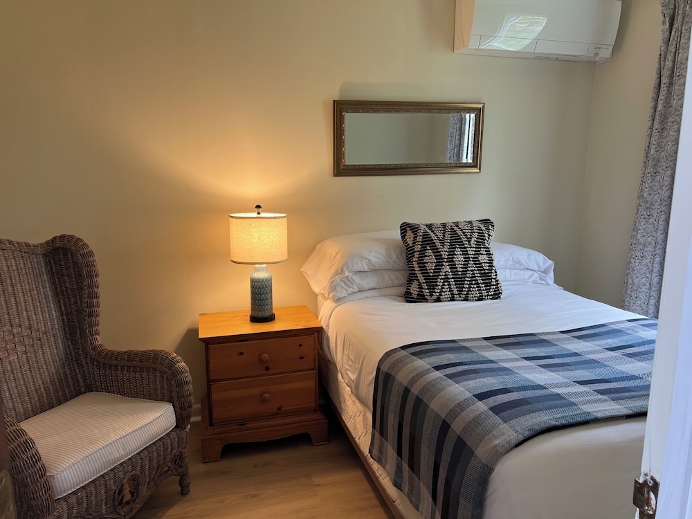 The High Tide Inn - photo 59