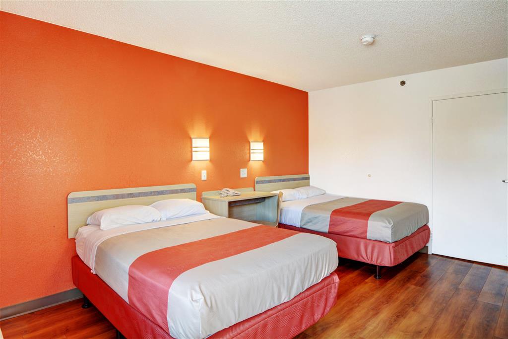 Motel 6 Wethersfield CT Hartford - photo 16