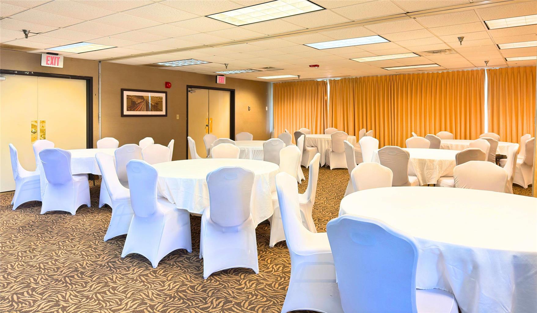 Comfort Inn Falls Church Tysons Corner - photo 30