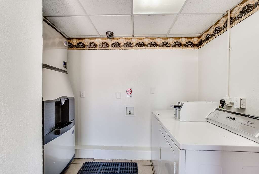 Motel 6 El Paso TX West - photo 35