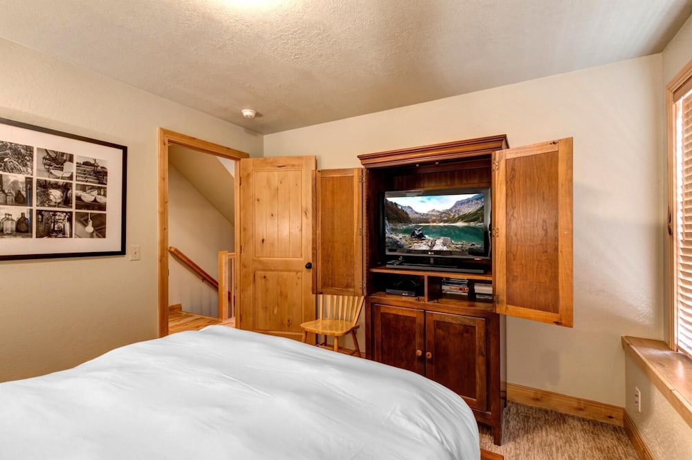 Casa Tornare 3 Bedrooms PEA 1260 by KBM — 5-Star Luxury Hotel in Bridgeport, United States