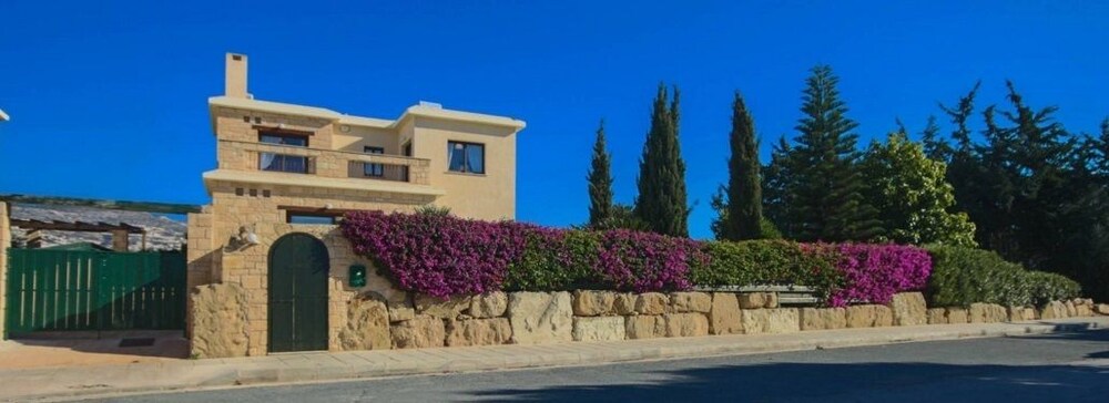 Villa Camelot by Ezoria Villas — 4-Star Luxury Hotel in Pegeia, Cyprus