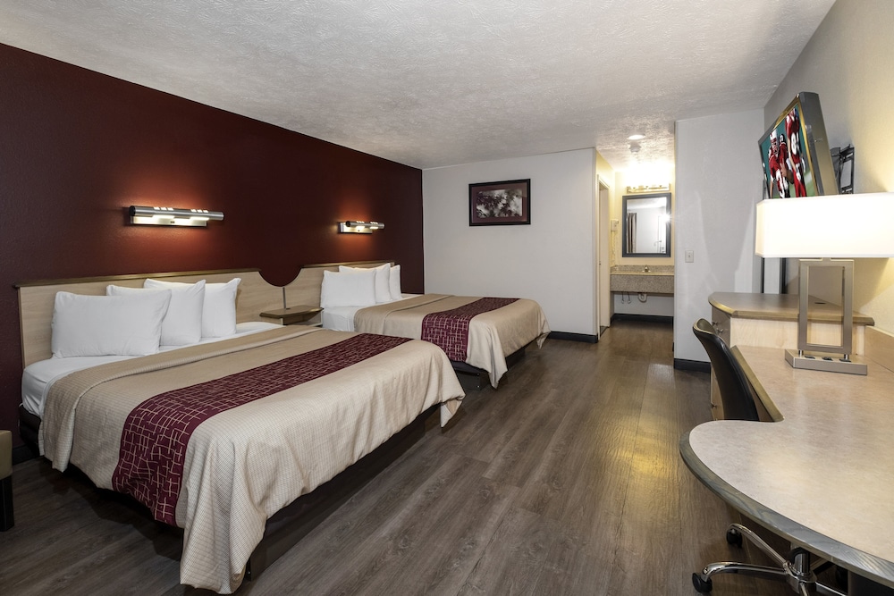 Red Roof Inn Indianapolis Greenwood - photo 26