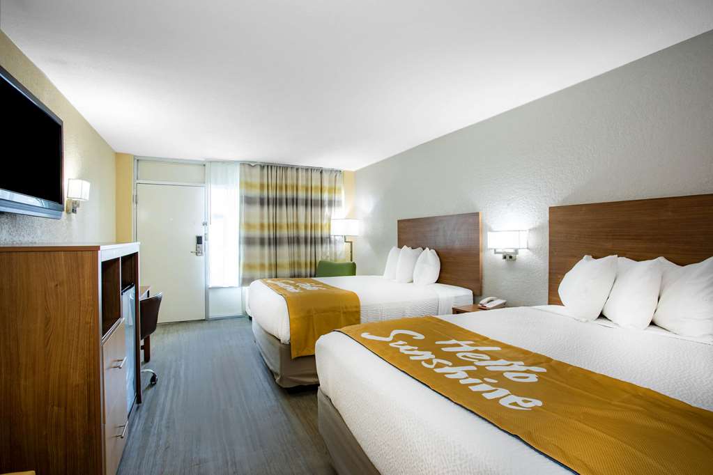 Days Inn by Wyndham Apopka Orlando - photo 20