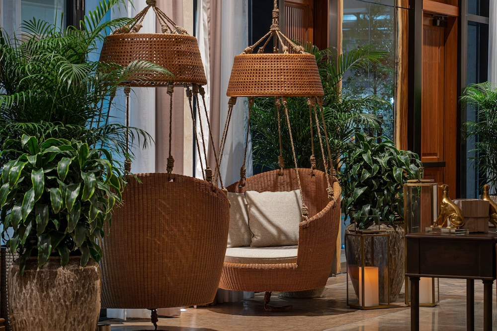 The Ben West Palm Autograph Collection - photo 5