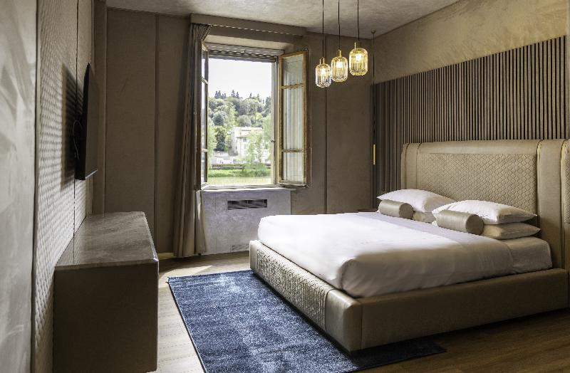 Le Reve De Naim Firenze — 4-Star Luxury Hotel in Florence, Italy