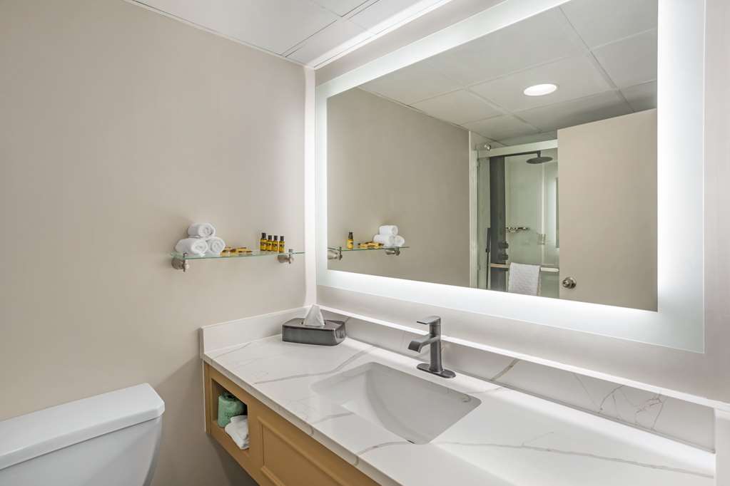Best Western Plus Heritage Rail Inn Suites - photo 46