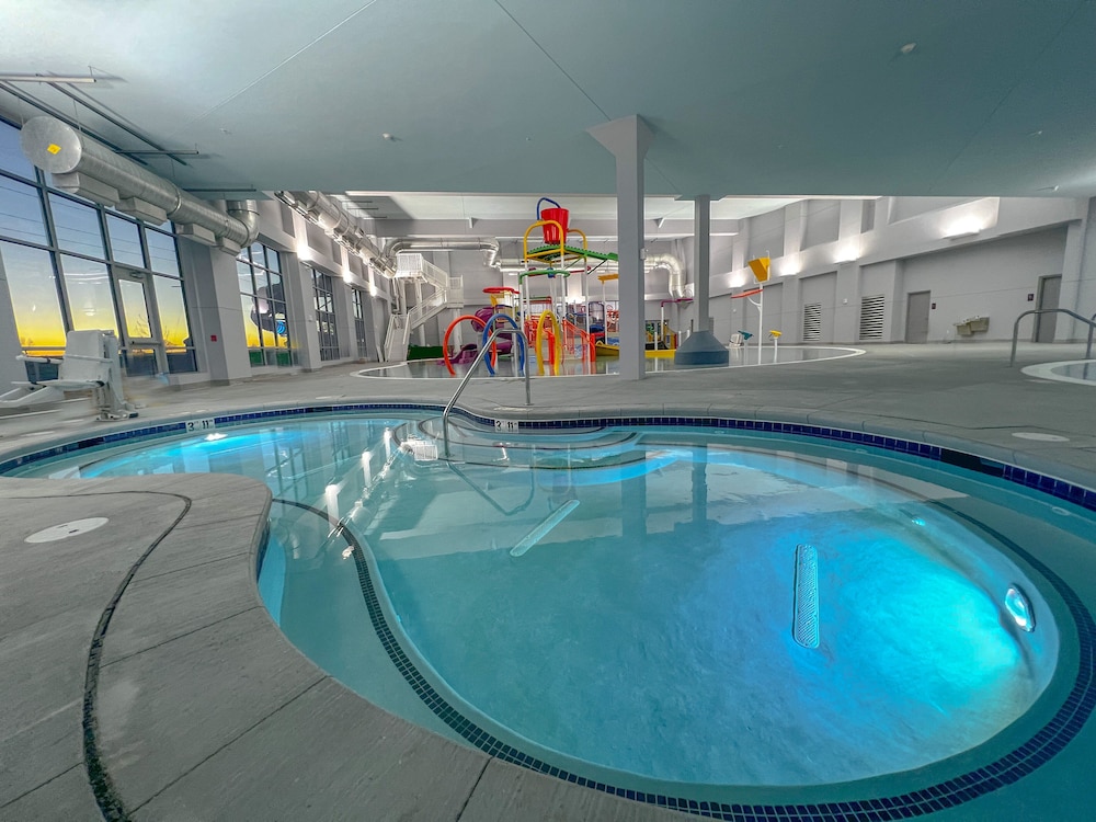 Crowne Plaza Kearney by IHG - photo 43