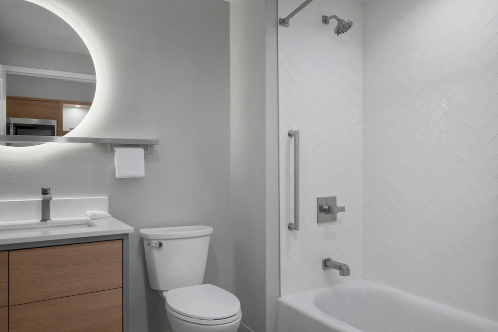 TownePlace Suites by Marriott Midwest City - photo 19