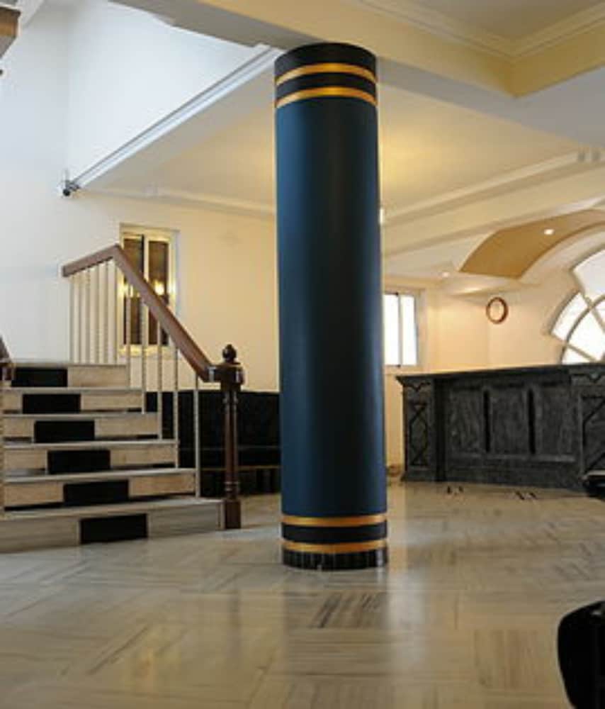 Hotel Sri Kamal International in Solapur, India