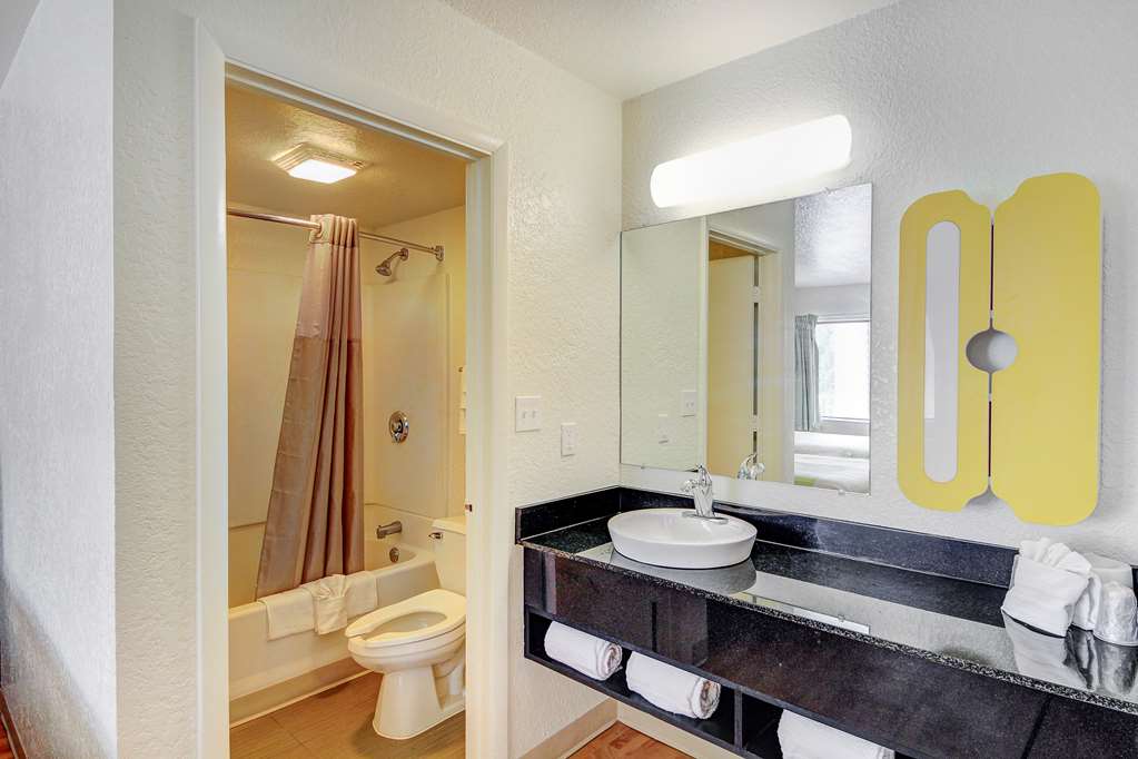 Studio 6 Midwest City OK Oklahoma City - photo 16