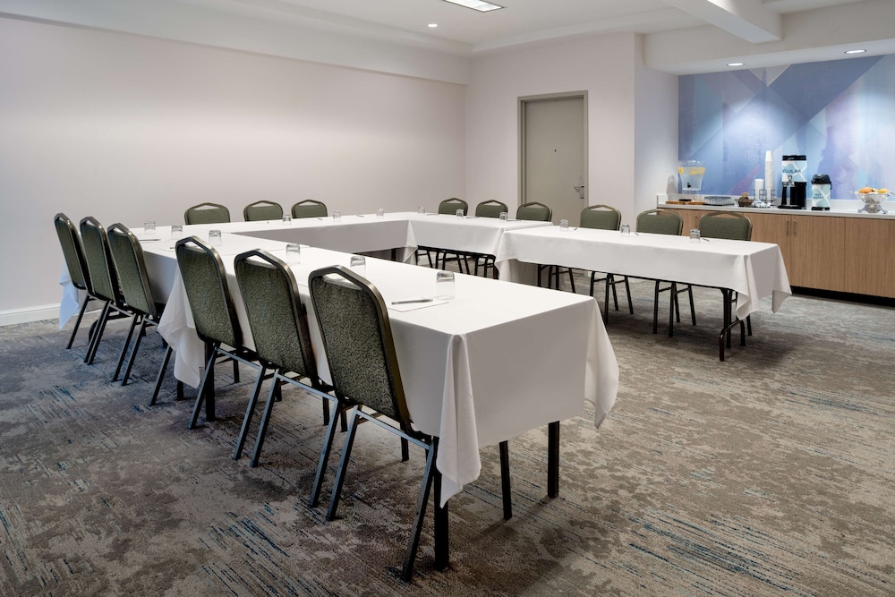 Hilton Garden Inn Folsom - photo 47