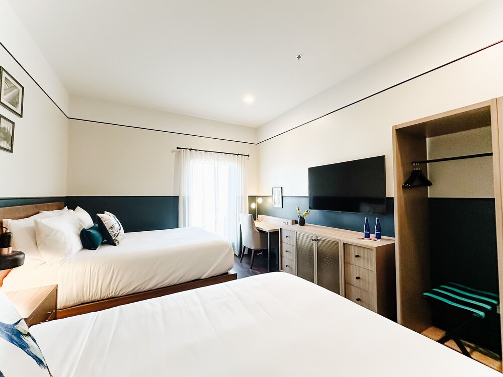The Carpentry Hotel - photo 7