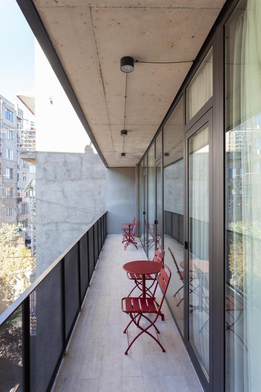 stylish 3BR apt with 2 balconies in historic Tbilisi