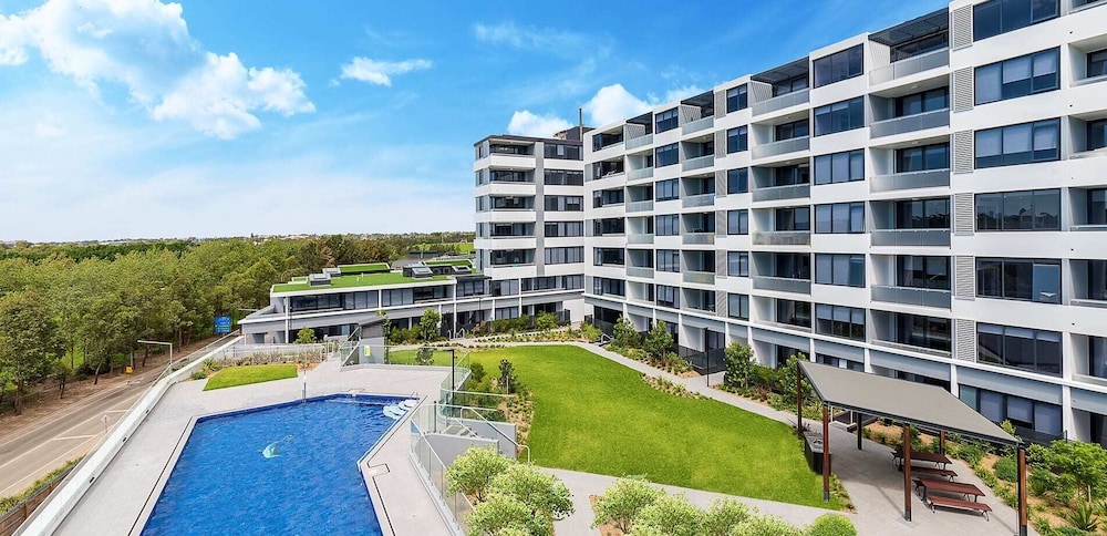 Resort facilities 4 bedroom Apartment OP — hotel in Sydney Olympic Park