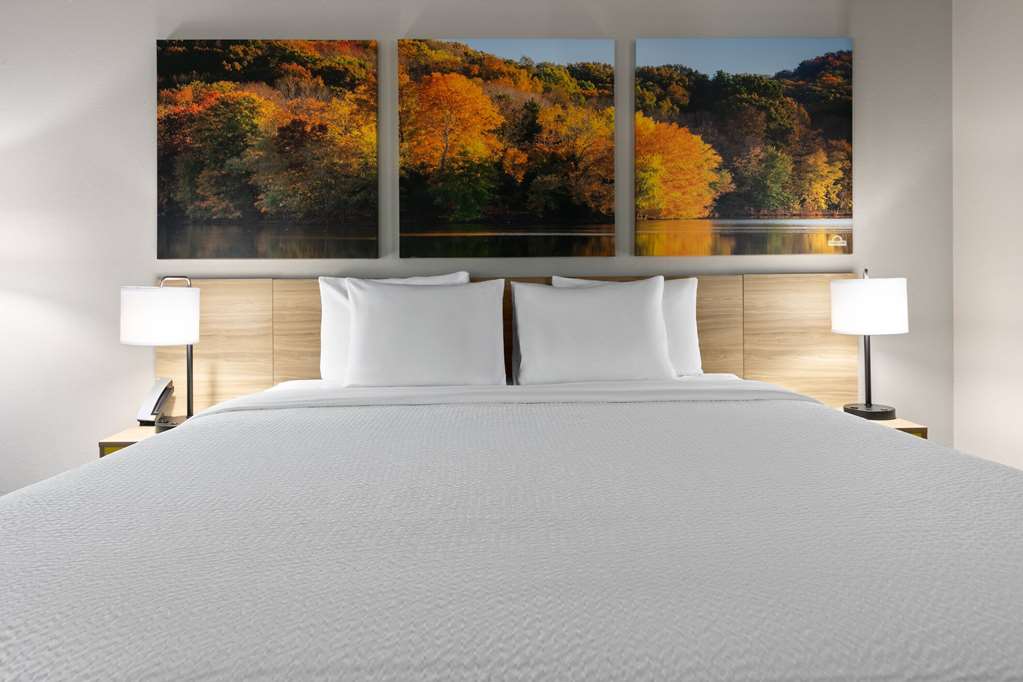 Days Inn by Wyndham Fort Smith - photo 12