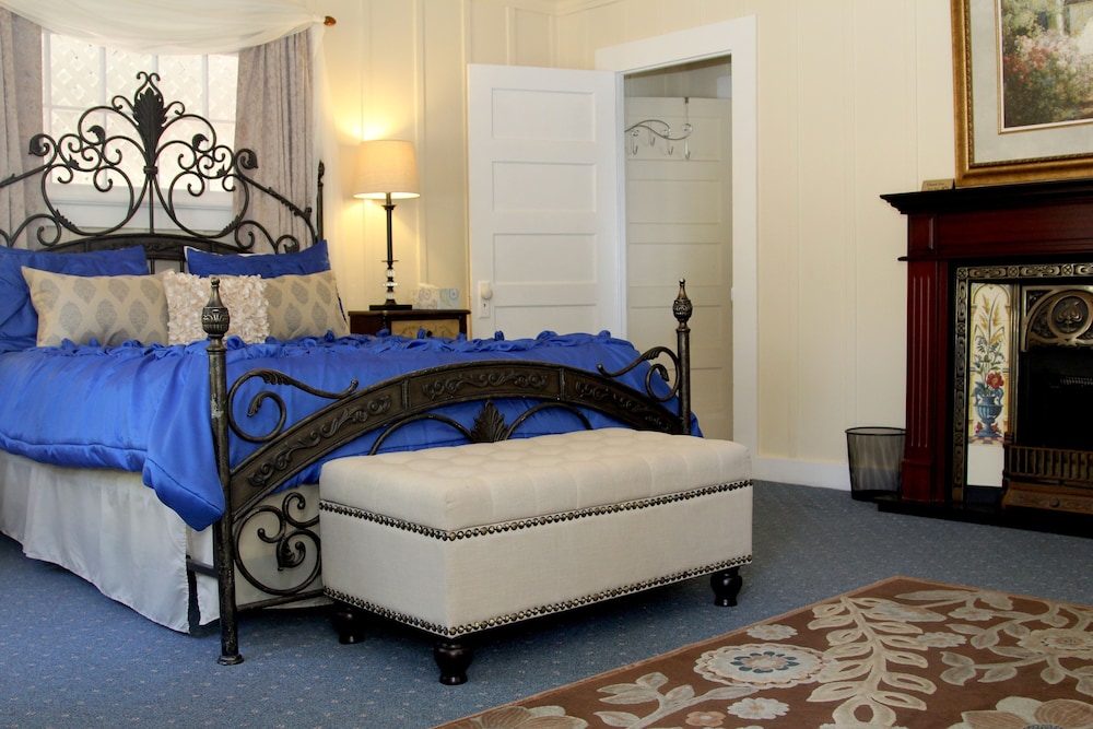 Monarch Cove Inn - photo 25