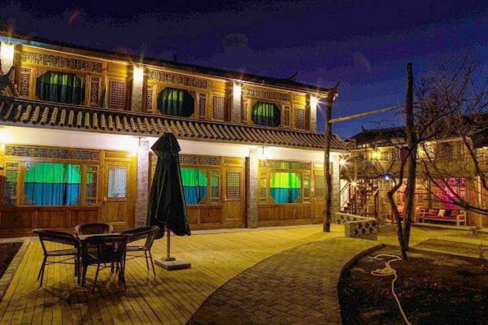 Pure Yard - carbon neutral hotel in Lijiang