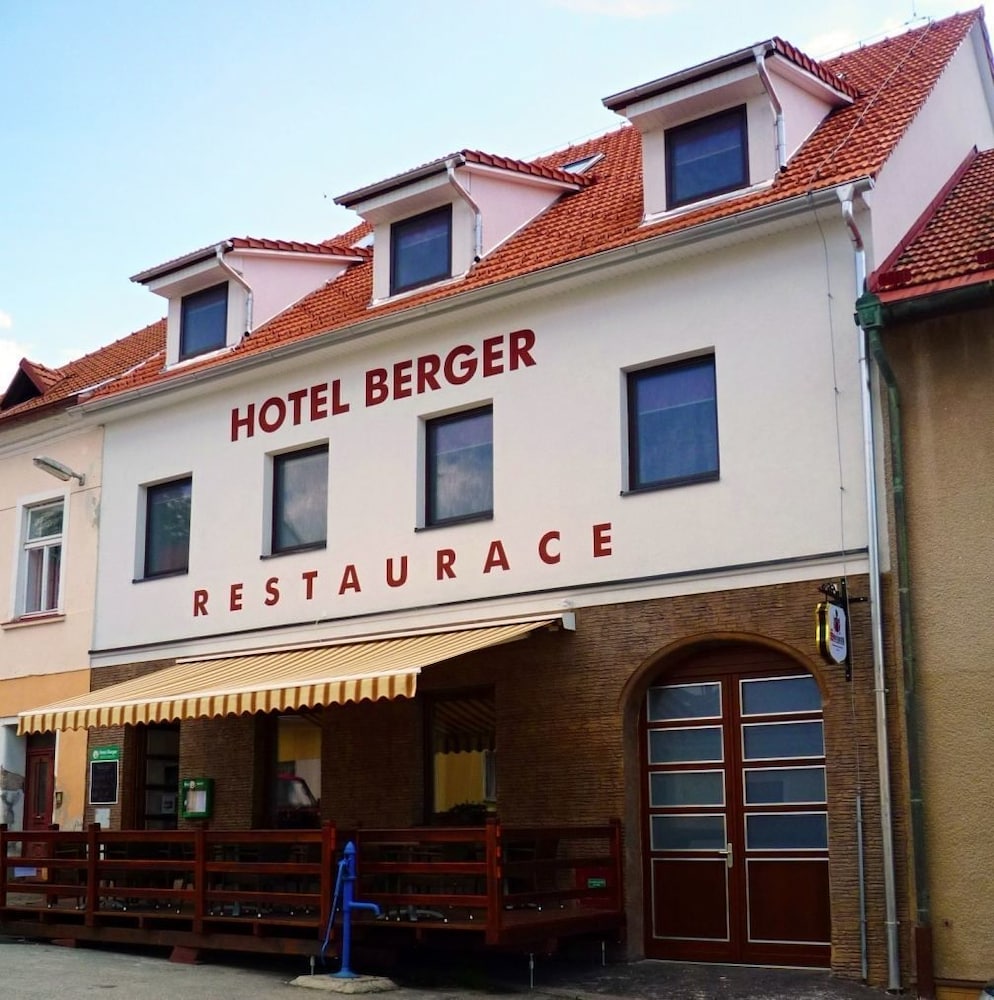 Hotel Berger — hotel in Kamenice Nad Lipou
