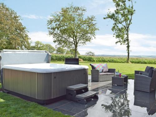 Swn Y Don - carbon neutral hotel in Llansteffan