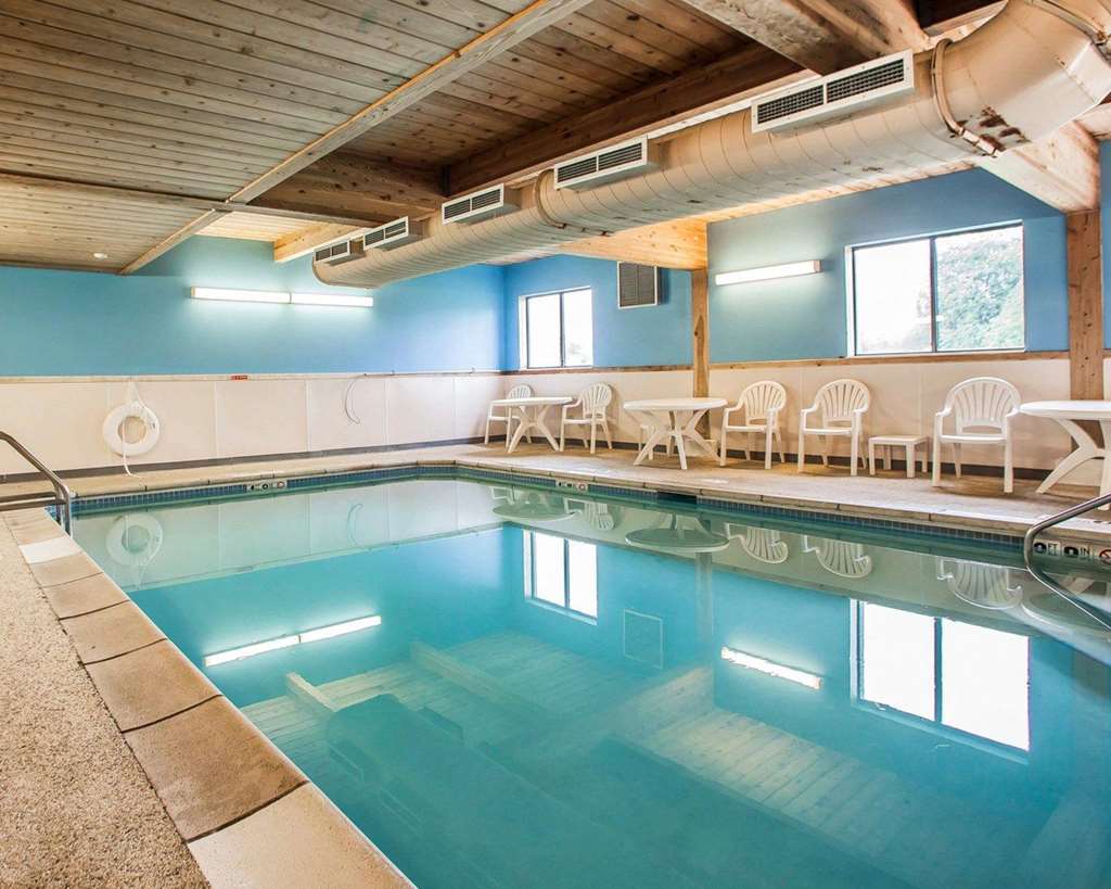 Comfort Inn Marshalltown South - photo 19