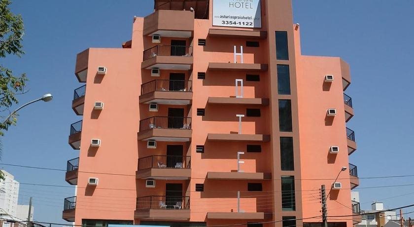Astúrias Praia Hotel in Guaruja, Brasil
