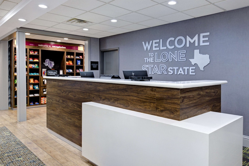 Hampton Inn & Suites Nacogdoches - photo 2