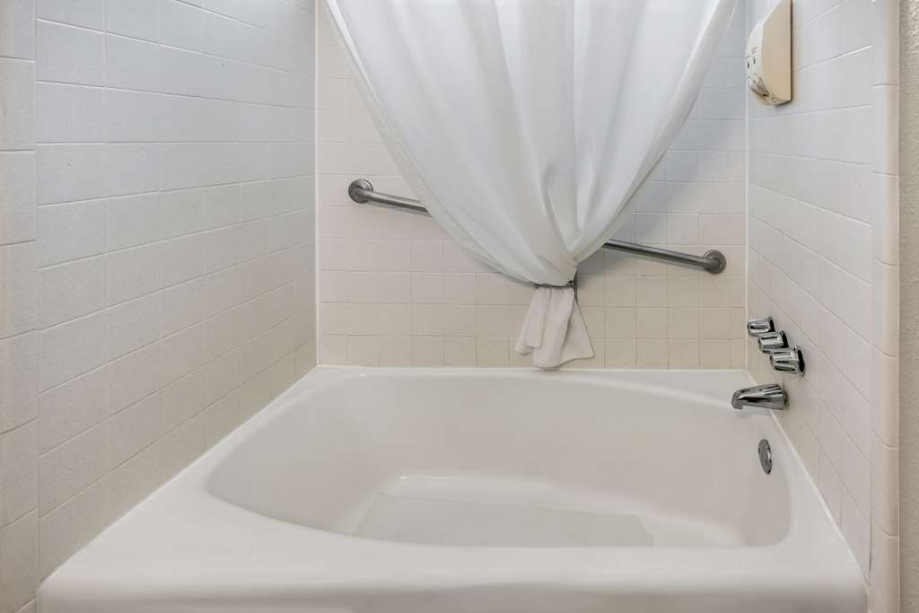 Americas Best Value Inn Vacaville Napa Valley - photo 26