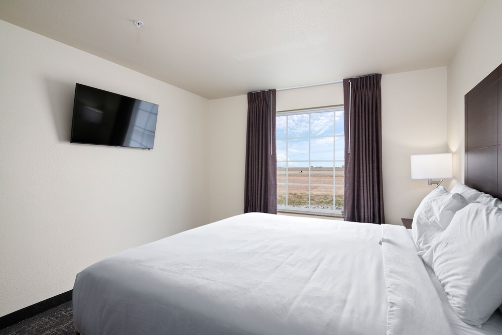 Cobblestone Inn & Suites Yuma - photo 32
