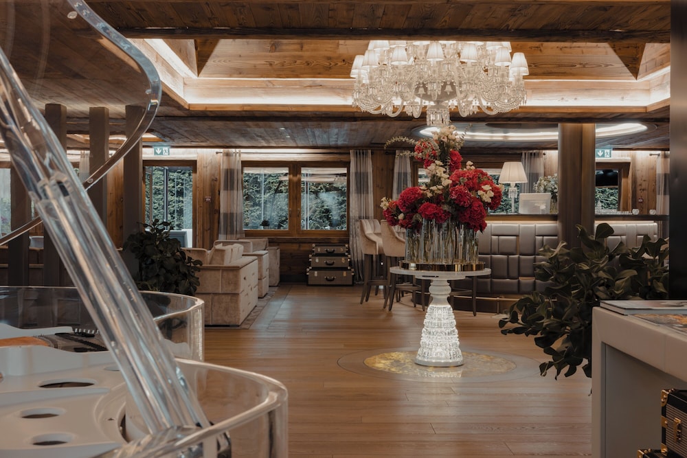 Ultima Hotel Gstaad — Saanen — photo 2