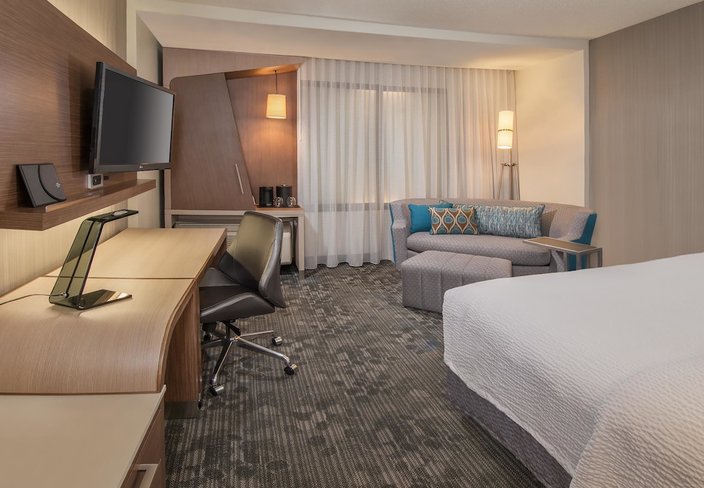 Courtyard by Marriott Charlotte Northlake - photo 6