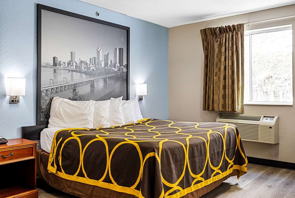 Super 8 by Wyndham Pittsburgh Monroeville - photo 26